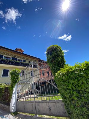 schöner komplett eingezäunter Garten zur alleinigen Nutzung