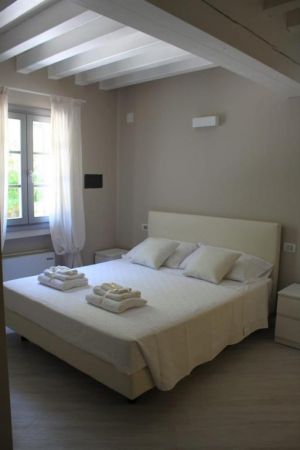 Bild 12: Komfortable Ferienwohnung im Cascina Carai am Iseo See mit schönem Seeblick